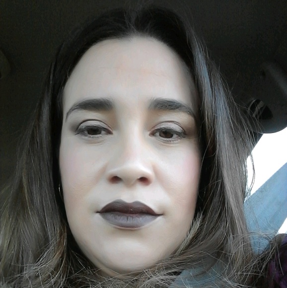 Meet your Posher, Guadalupe - Picture 1 of 2